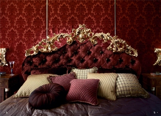 Итальянская мебель для спальни от Paolo Lucchetta. Кровать Yuri